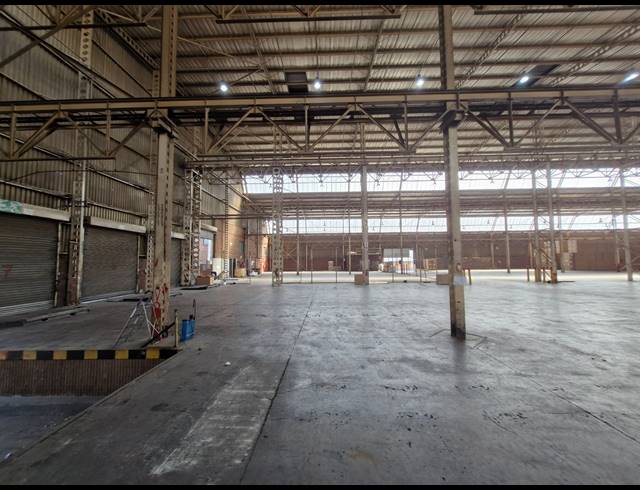 14,389M² WAREHOUSE TO LET IN ALRODE